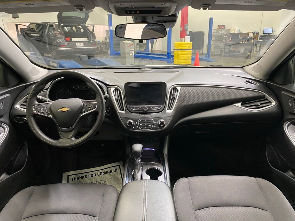 Used 2024 Chevrolet Malibu LT image 17