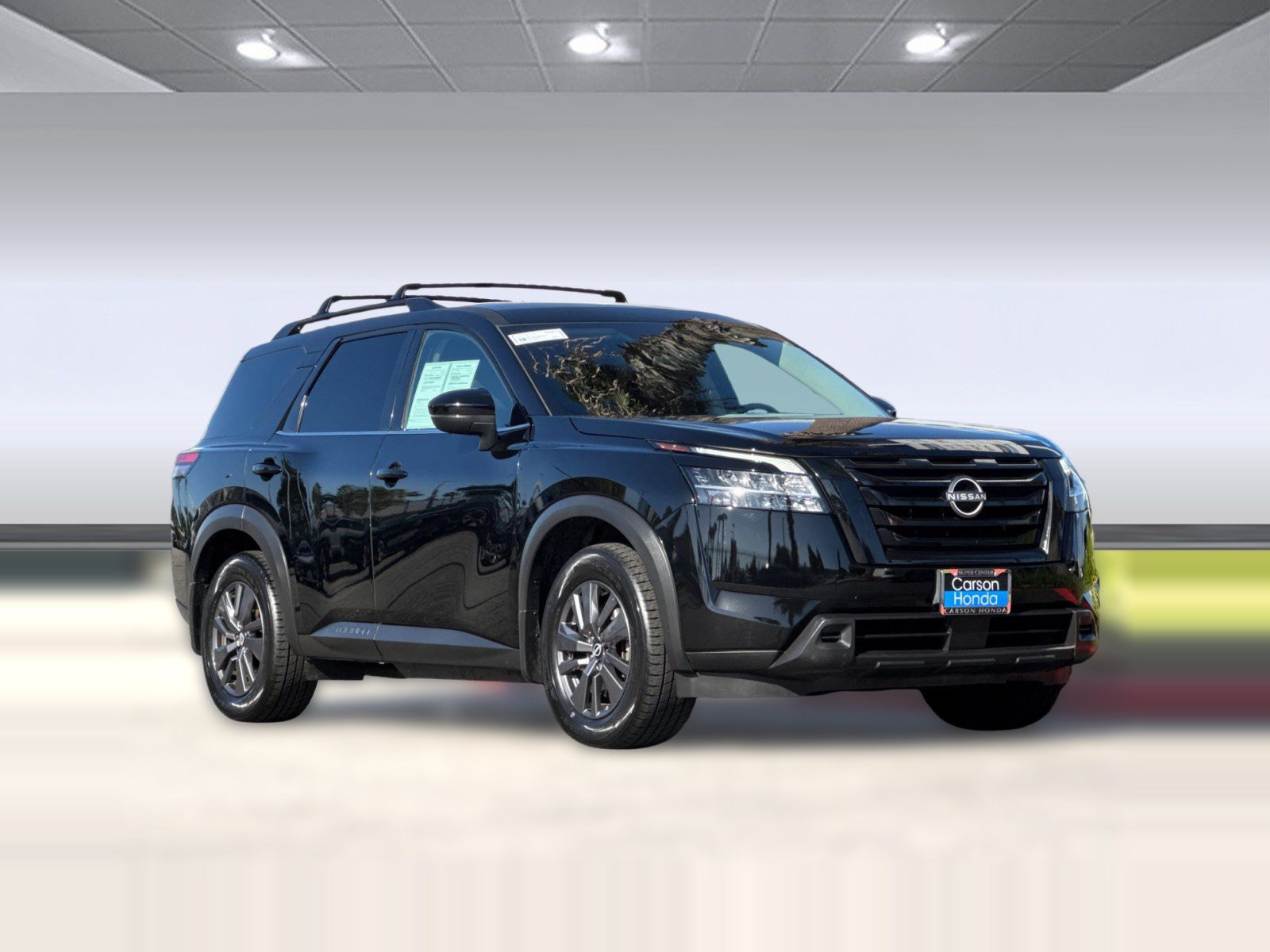 Used 2022 Nissan Pathfinder SV w/ SV Black Package FWD image 7