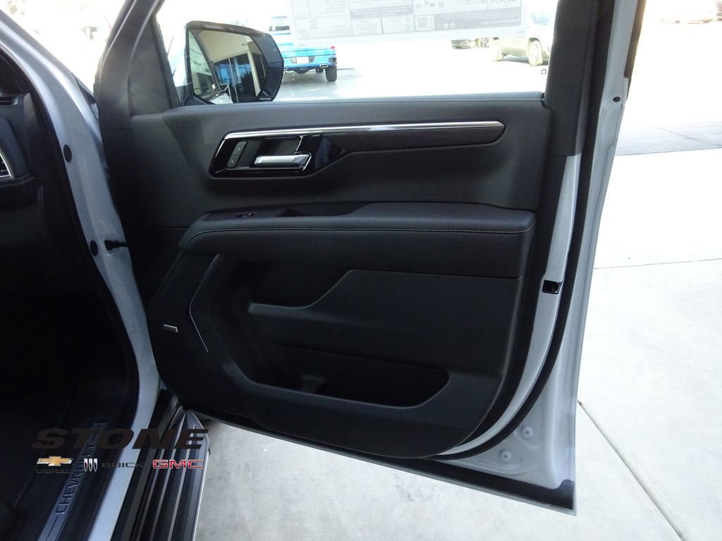 New 2026 Chevrolet Tahoe Premier w/ Sun And Tow Package AWD/4WD image 30
