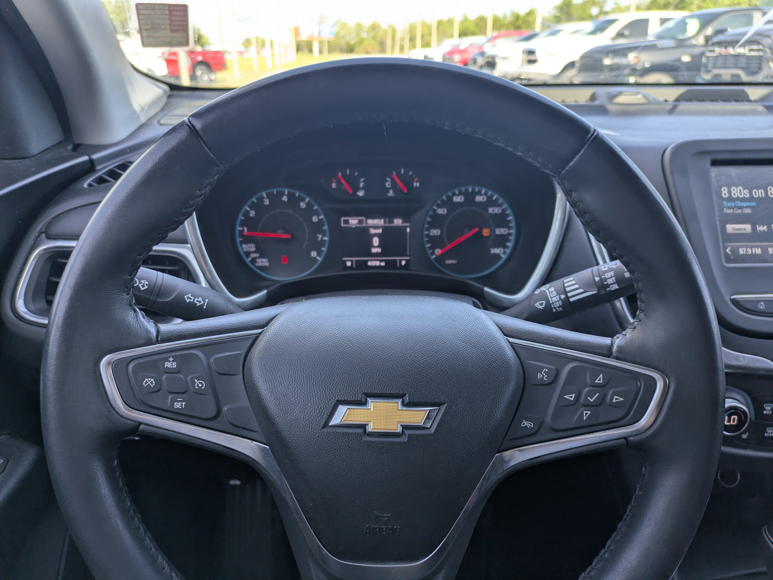Used 2018 Chevrolet Equinox LT FWD image 24