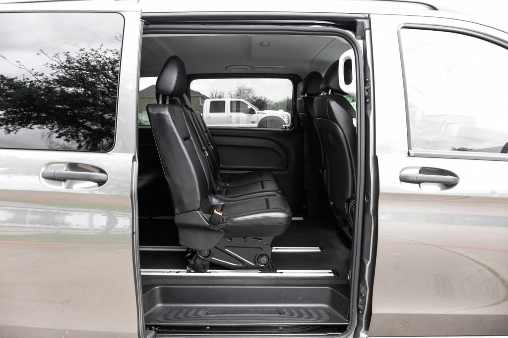 Used 2017 Mercedes-Benz Metris Passenger w/ Driver Efficiency Package image 37