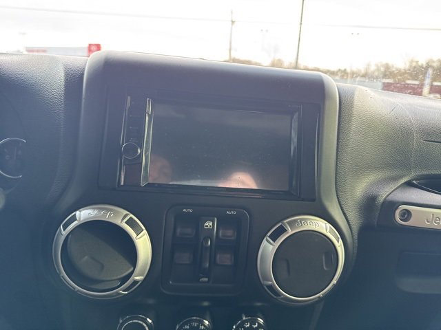 Used 2014 Jeep Wrangler Unlimited Sahara w/ Dual Top Group image 16