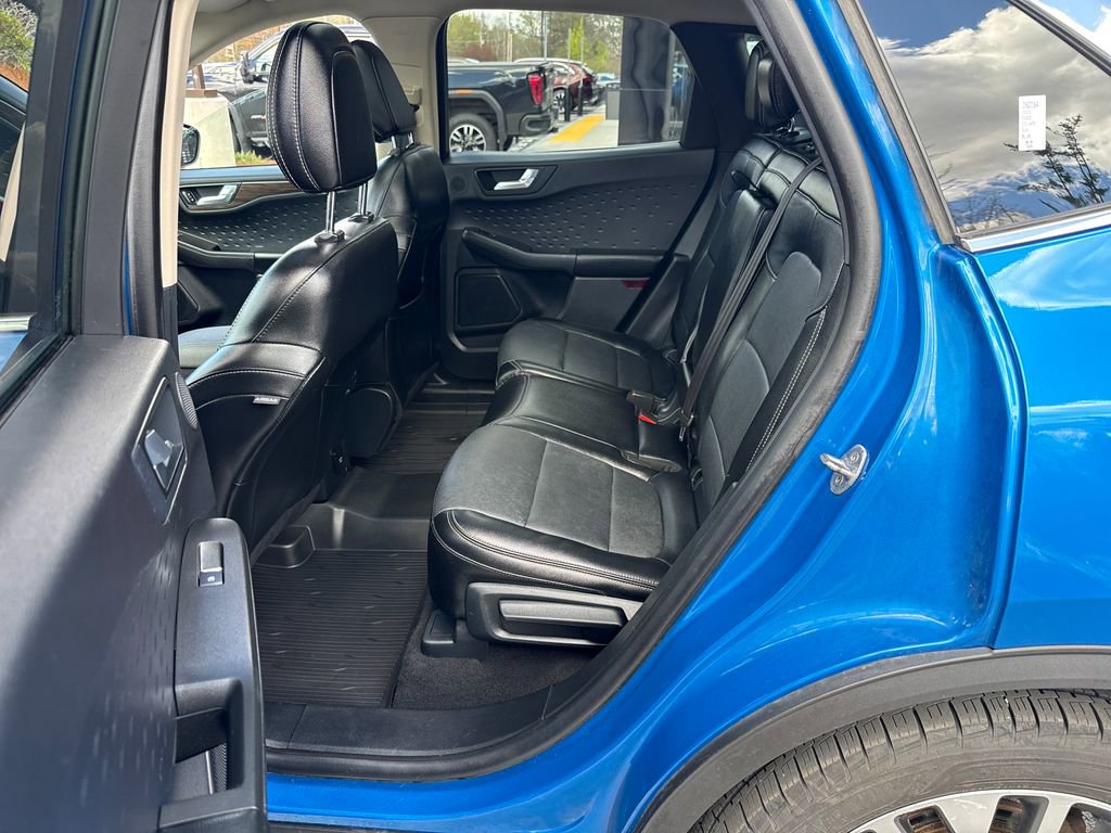 Used 2020 Ford Escape Titanium AWD/4WD image 30