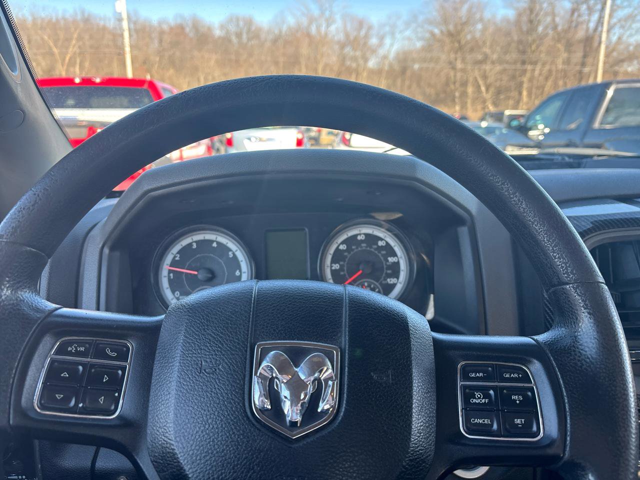 Used 2018 RAM 1500 ST w/ SXT Appearance Group image 32