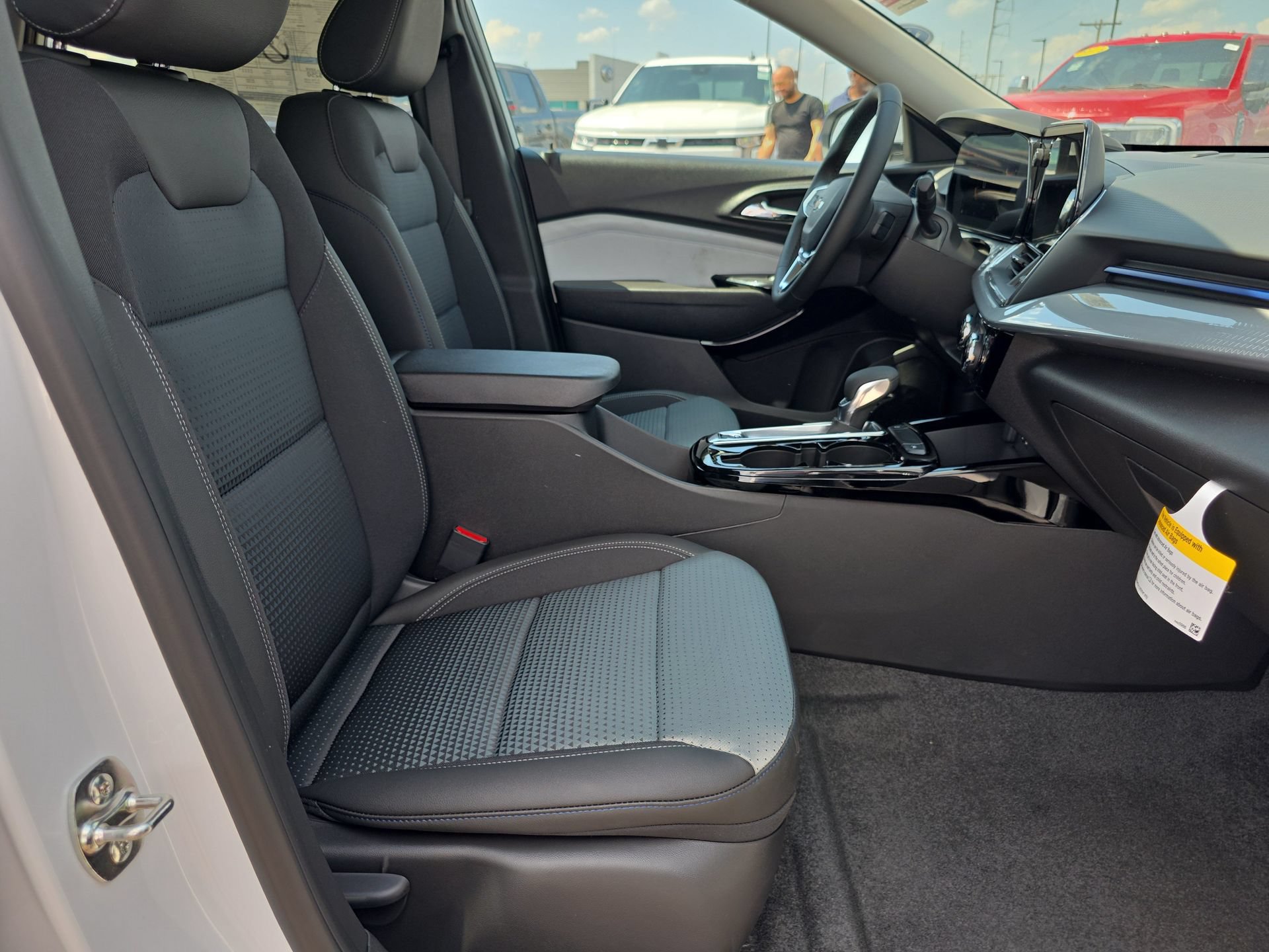 New 2026 Chevrolet Trax LT w/ Driver Confidence Package FWD image 15