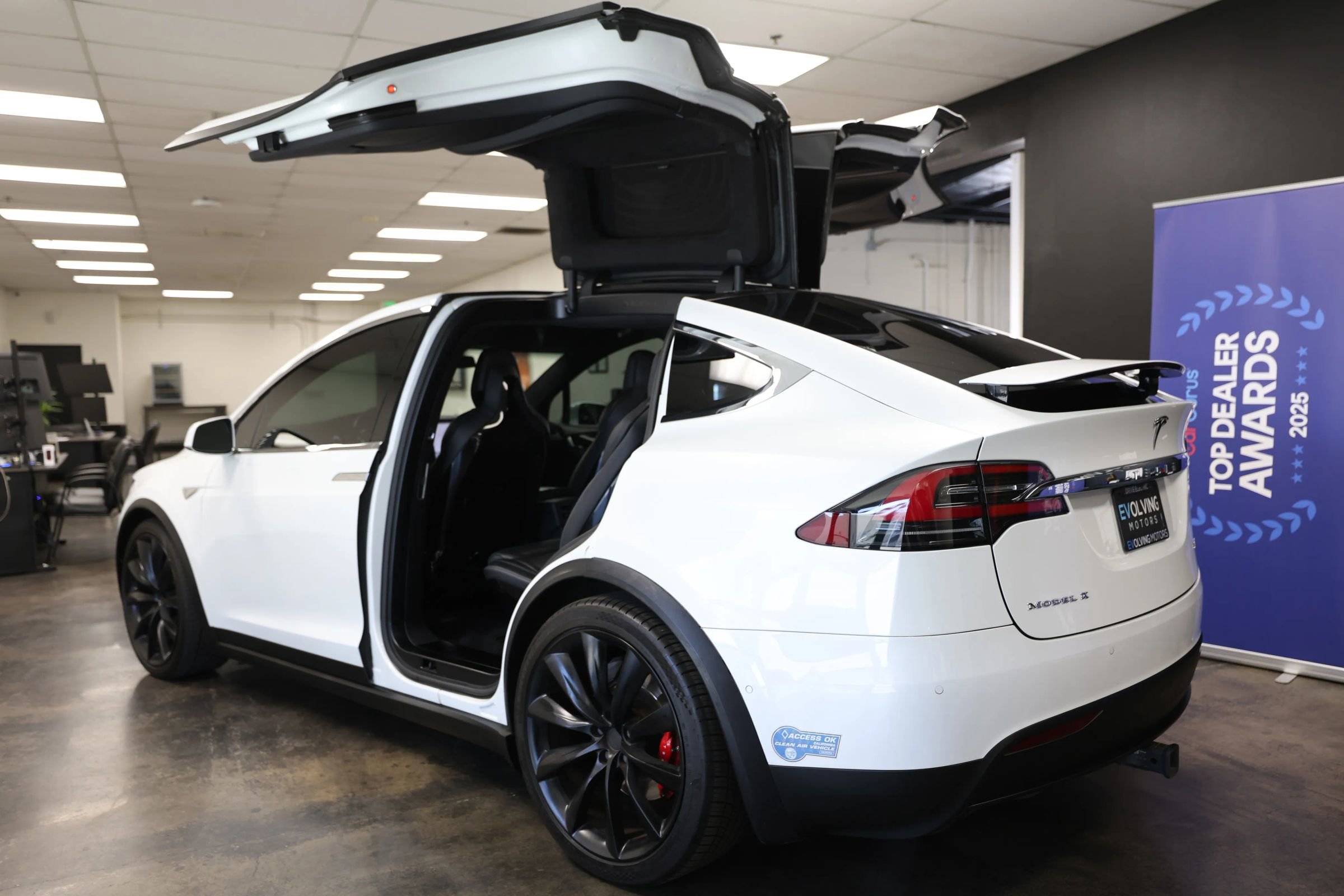 Used 2016 Tesla Model X Performance image 13