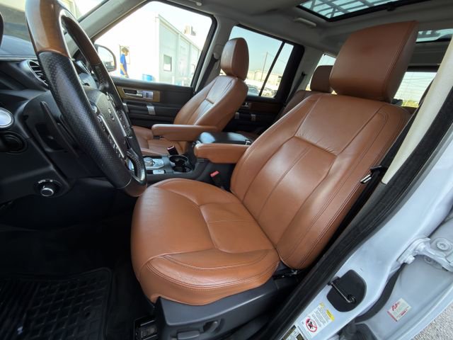 Used 2016 Land Rover LR4 HSE LUX image 28