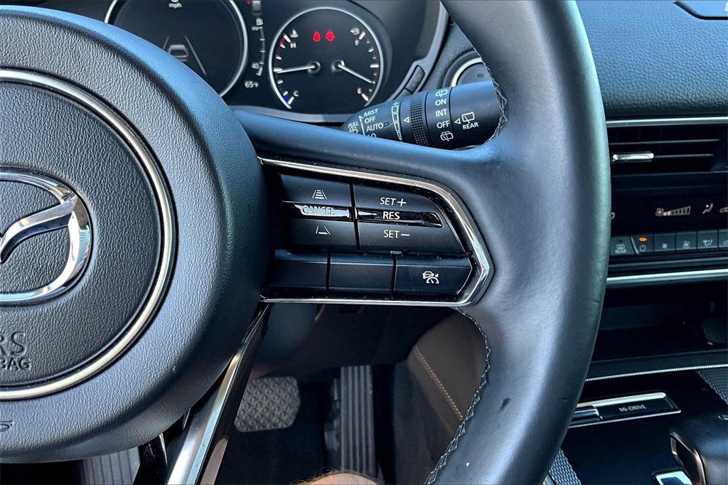 Certified 2025 MAZDA CX-70 3.3 Turbo w/ Preferred Package image 19