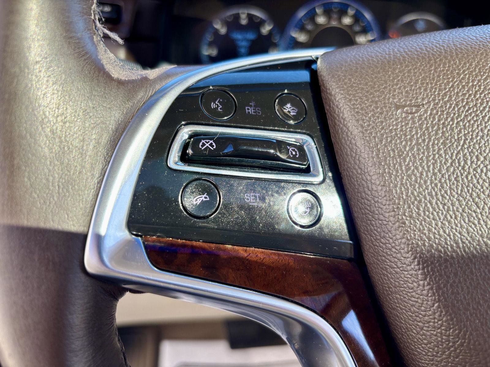 Used 2015 Cadillac Escalade ESV Premium image 28