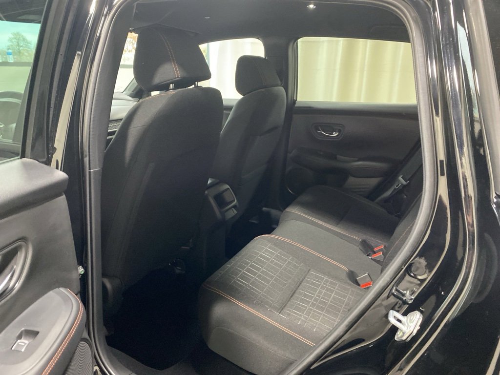 Used 2024 Honda HR-V Sport image 15