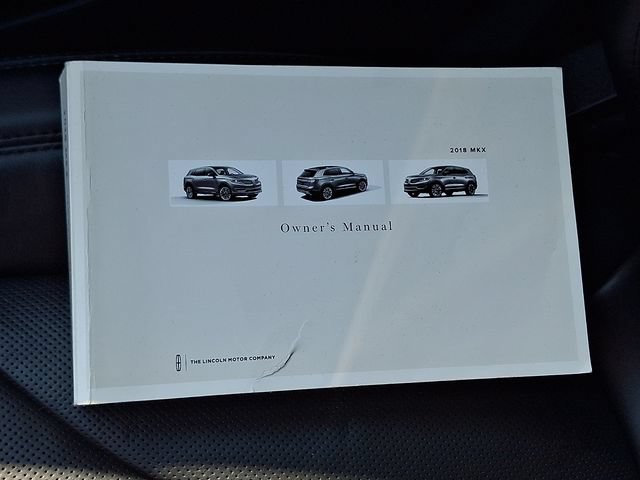 Used 2018 Lincoln MKX Reserve w/ Driver Assistance Package AWD/4WD image 28