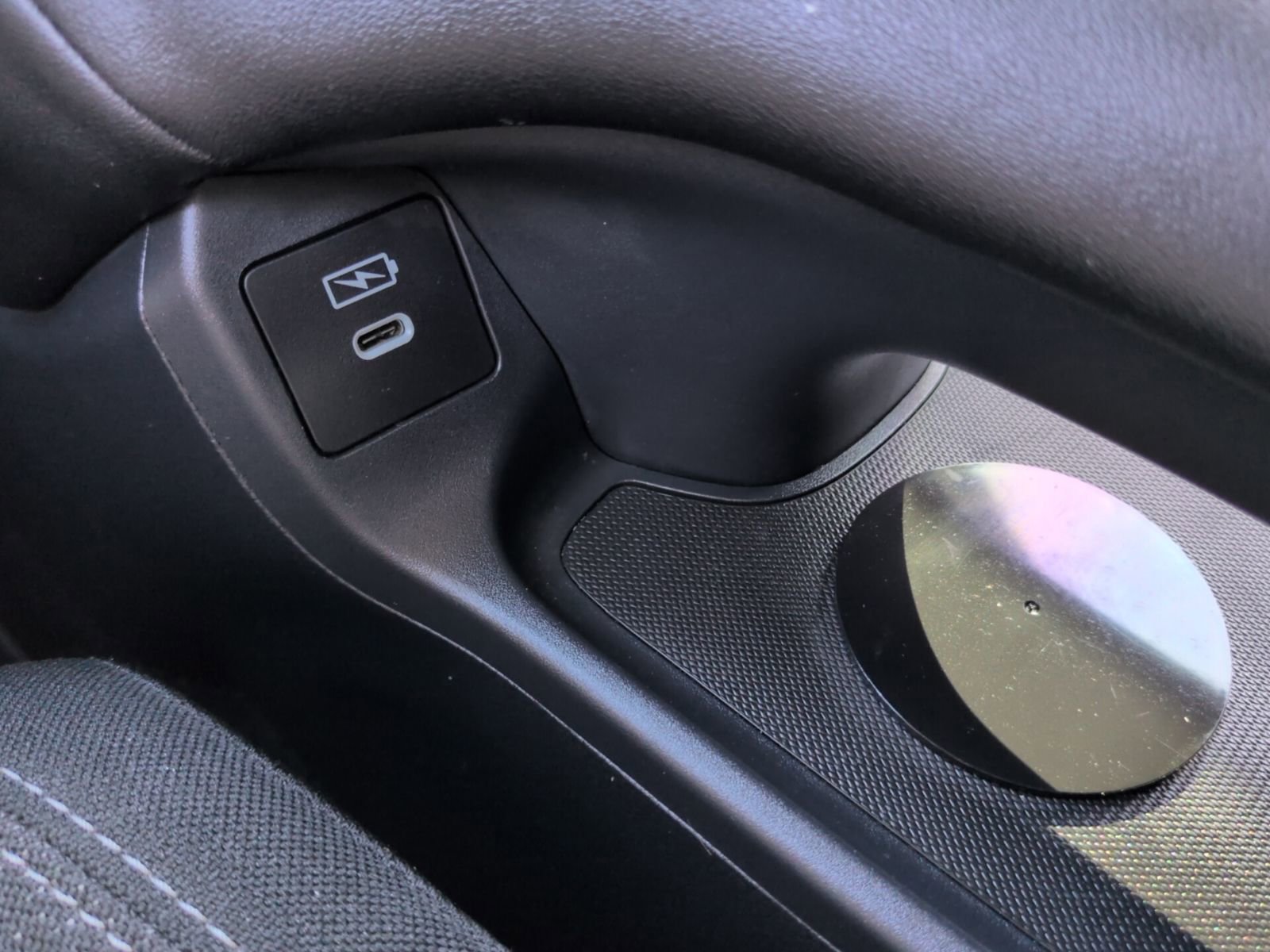 Used 2025 Honda HR-V LX image 25