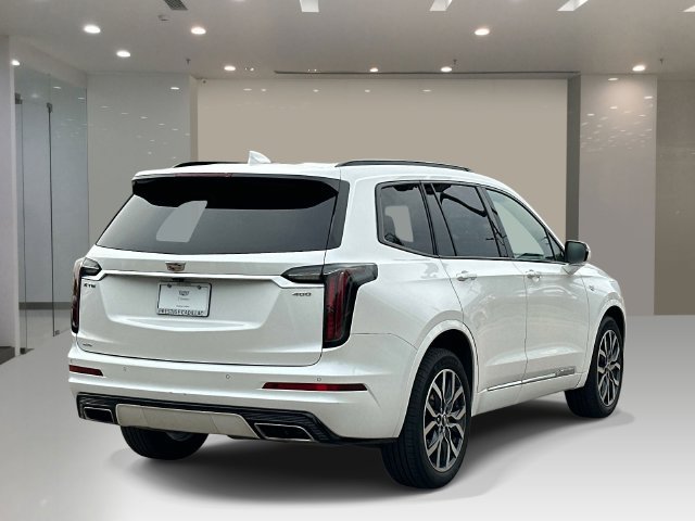 Used 2023 Cadillac XT6 Sport w/ LPO, Floor Liner Package AWD/4WD image 5