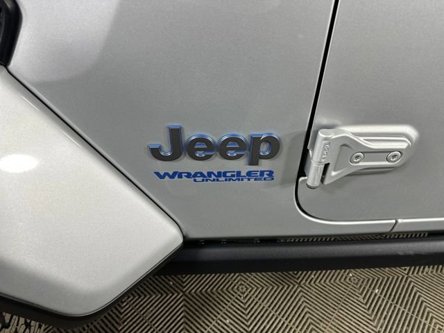 Used 2022 Jeep Wrangler Unlimited Rubicon 4xe w/ Steel Bumper Group image 10