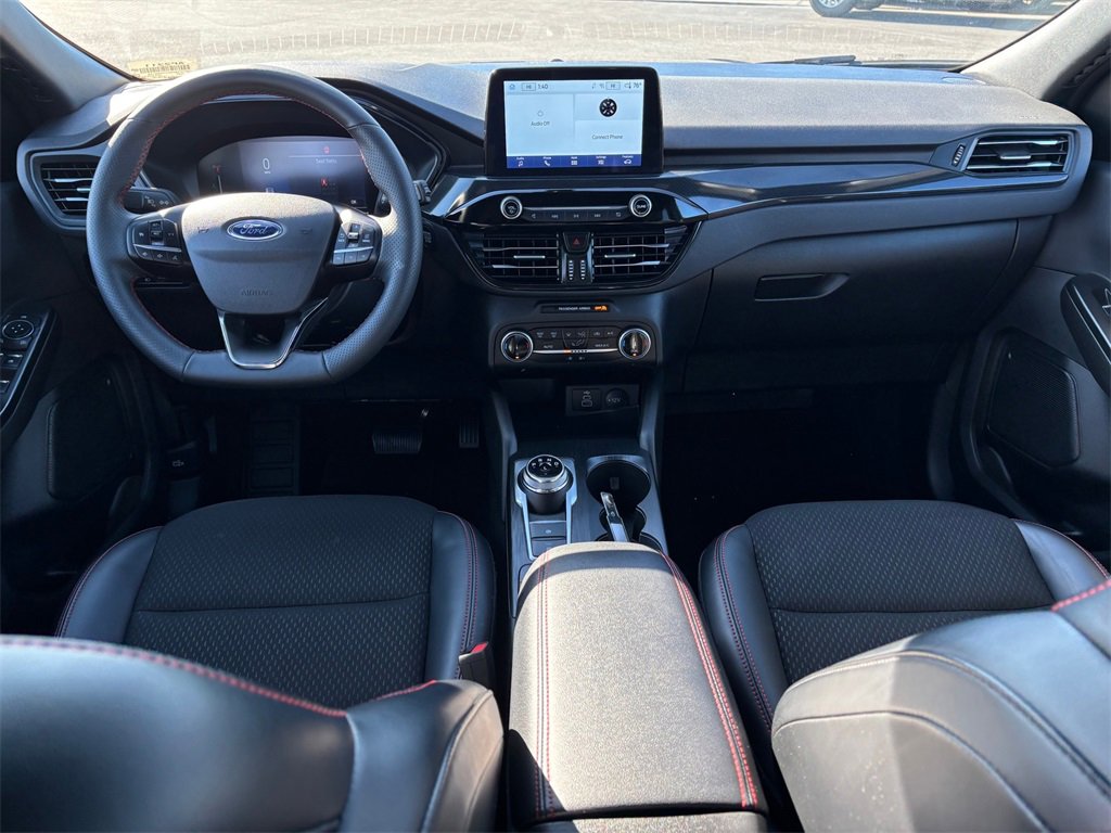 Used 2025 Ford Escape ST-Line image 29