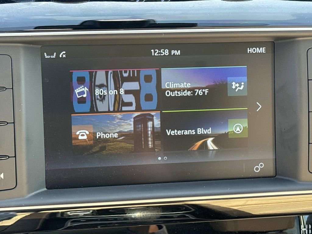 Used 2017 Jaguar F-PACE Prestige image 27