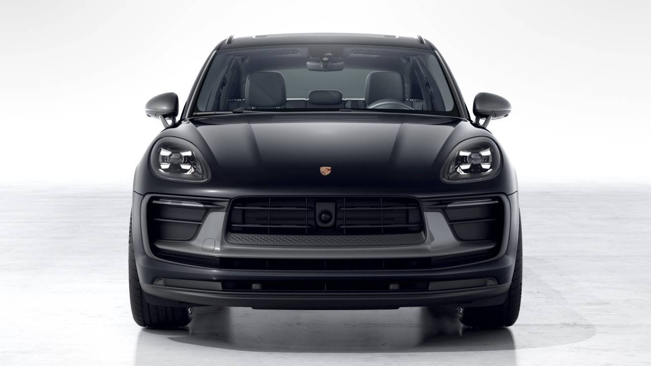 New 2026 Porsche Macan Turbo AWD/4WD image 8