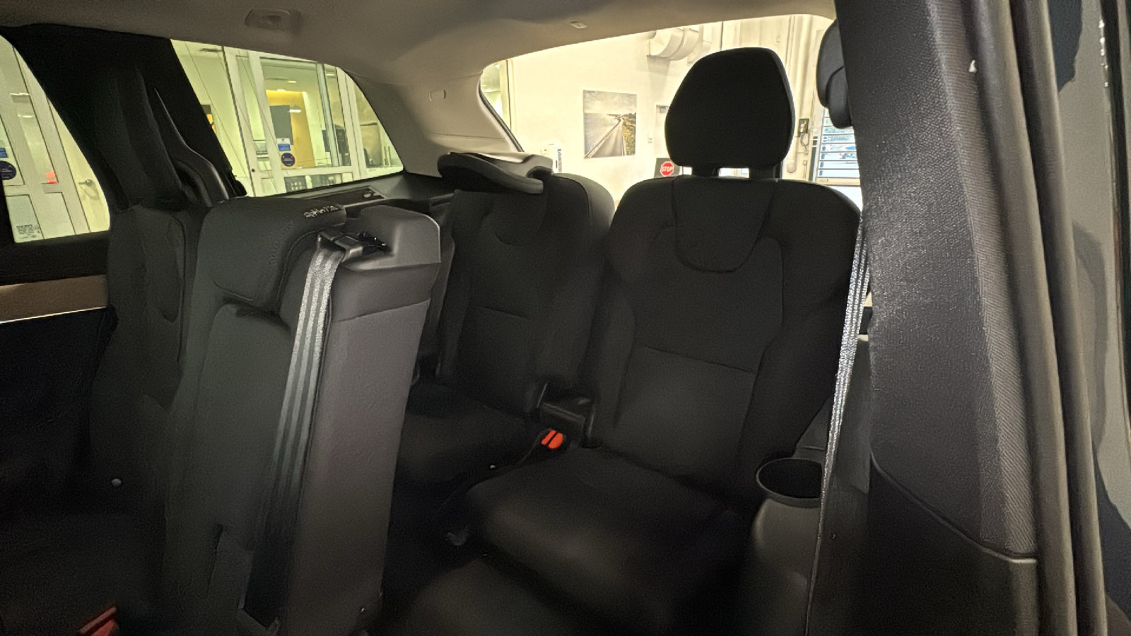 New 2027 Volvo XC60 B5 Core AWD/4WD image 29
