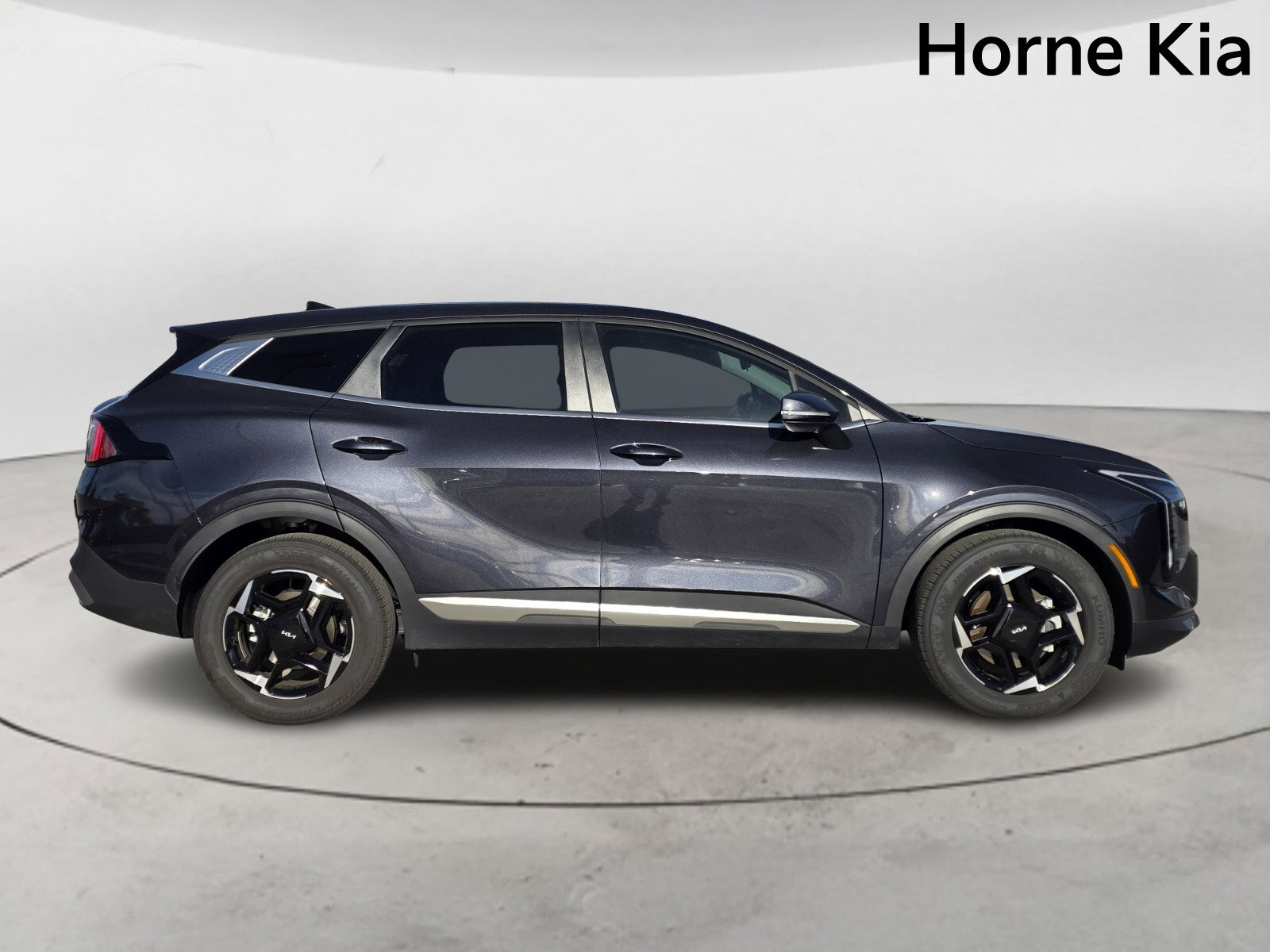 New 2026 Kia Sportage EX image 3