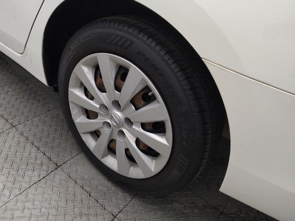 Used 2016 Nissan Sentra S FWD image 31