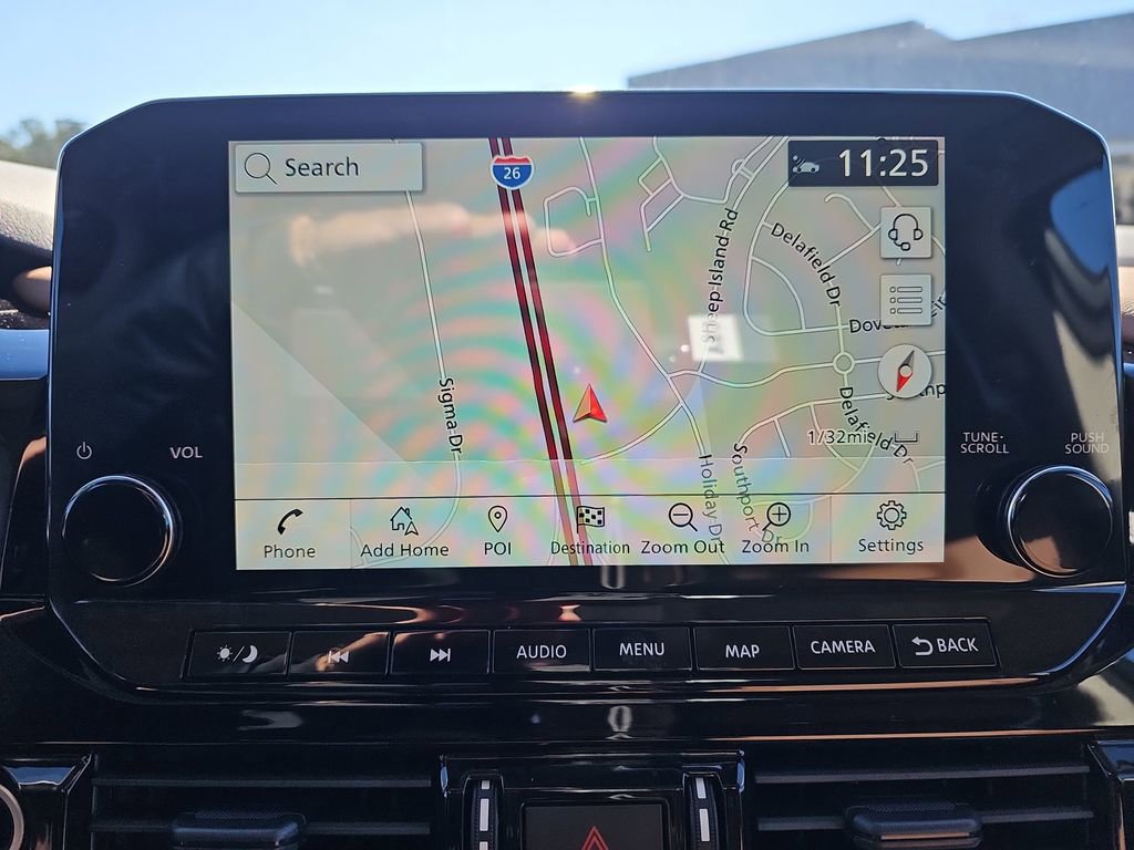 Used 2024 Nissan Pathfinder Platinum w/ Cargo Package image 27