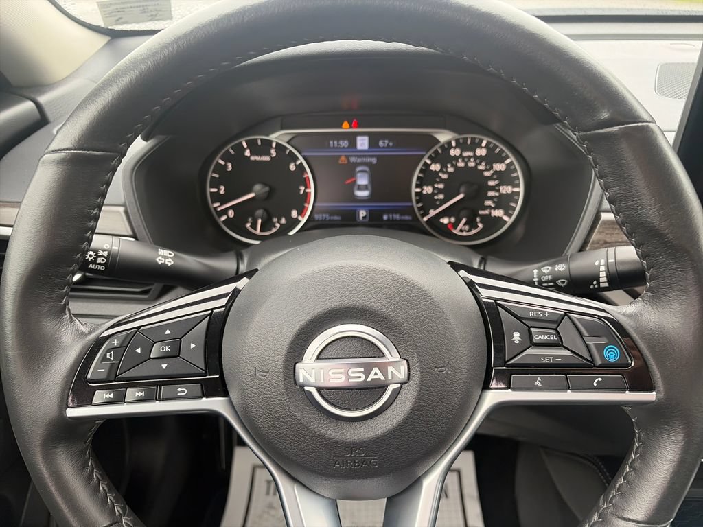 Used 2025 Nissan Altima 2.5 SL FWD image 15