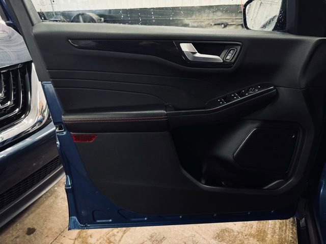Used 2023 Ford Escape ST-Line w/ Tech Pack #1 image 13
