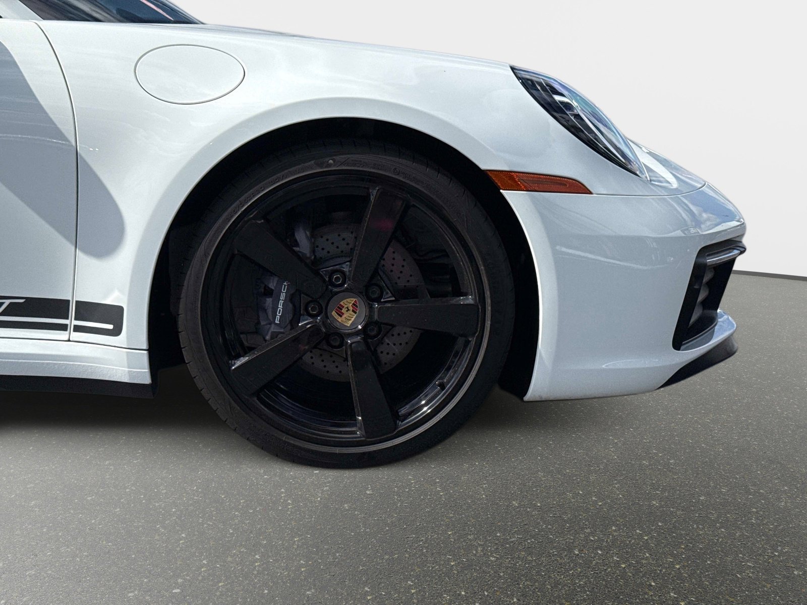 Used 2023 Porsche 911 Carrera T image 22