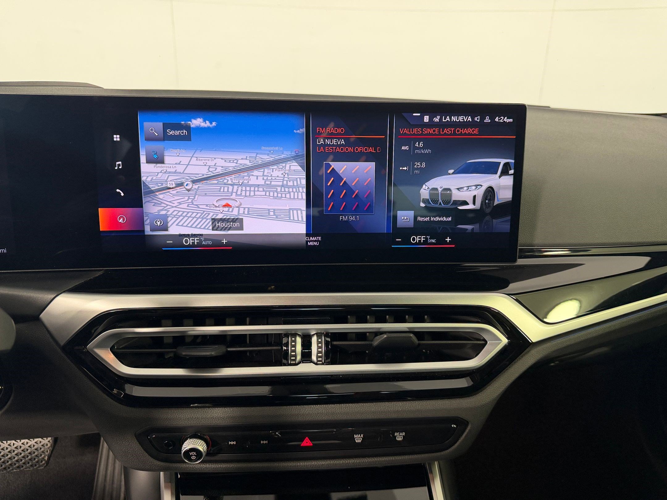 Certified 2023 BMW i4 eDrive35 w/ Premium Package RWD image 25