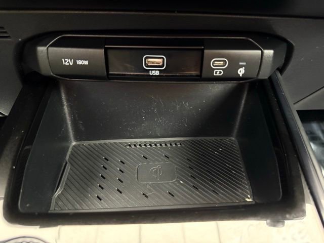 Used 2024 Kia Niro Wind w/ Wind Preserve Package FWD image 37