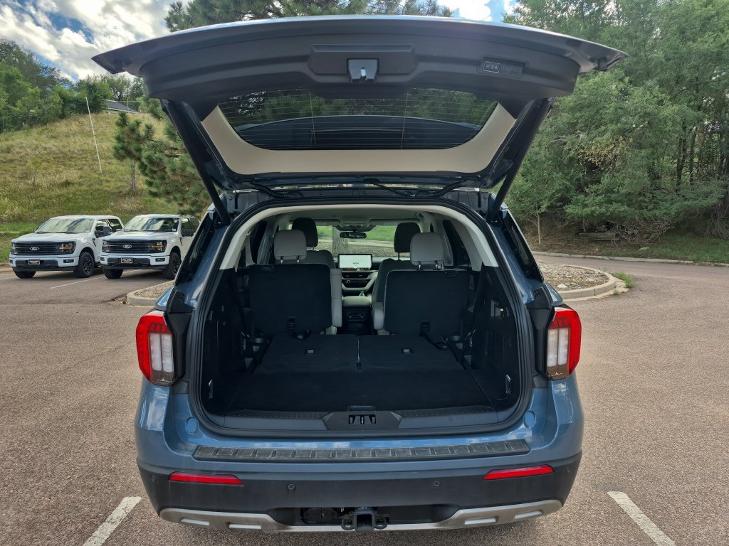 New 2026 Ford Explorer Active w/ Active Comfort Package AWD/4WD image 5