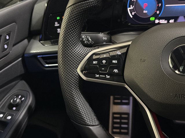 Certified 2022 Volkswagen GTI Autobahn FWD image 29