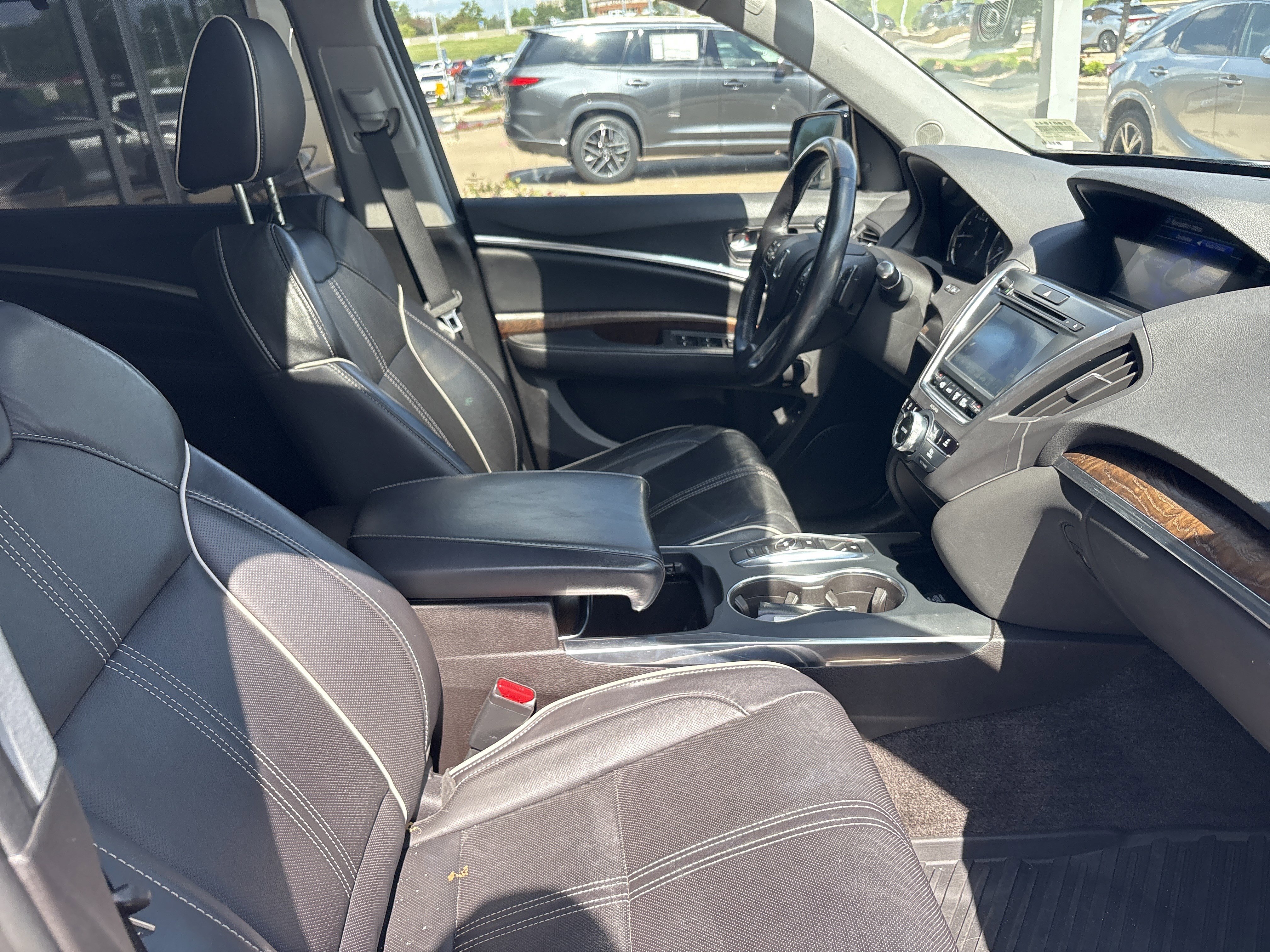 Used 2017 Acura MDX SH-AWD w/ Advance Package image 26