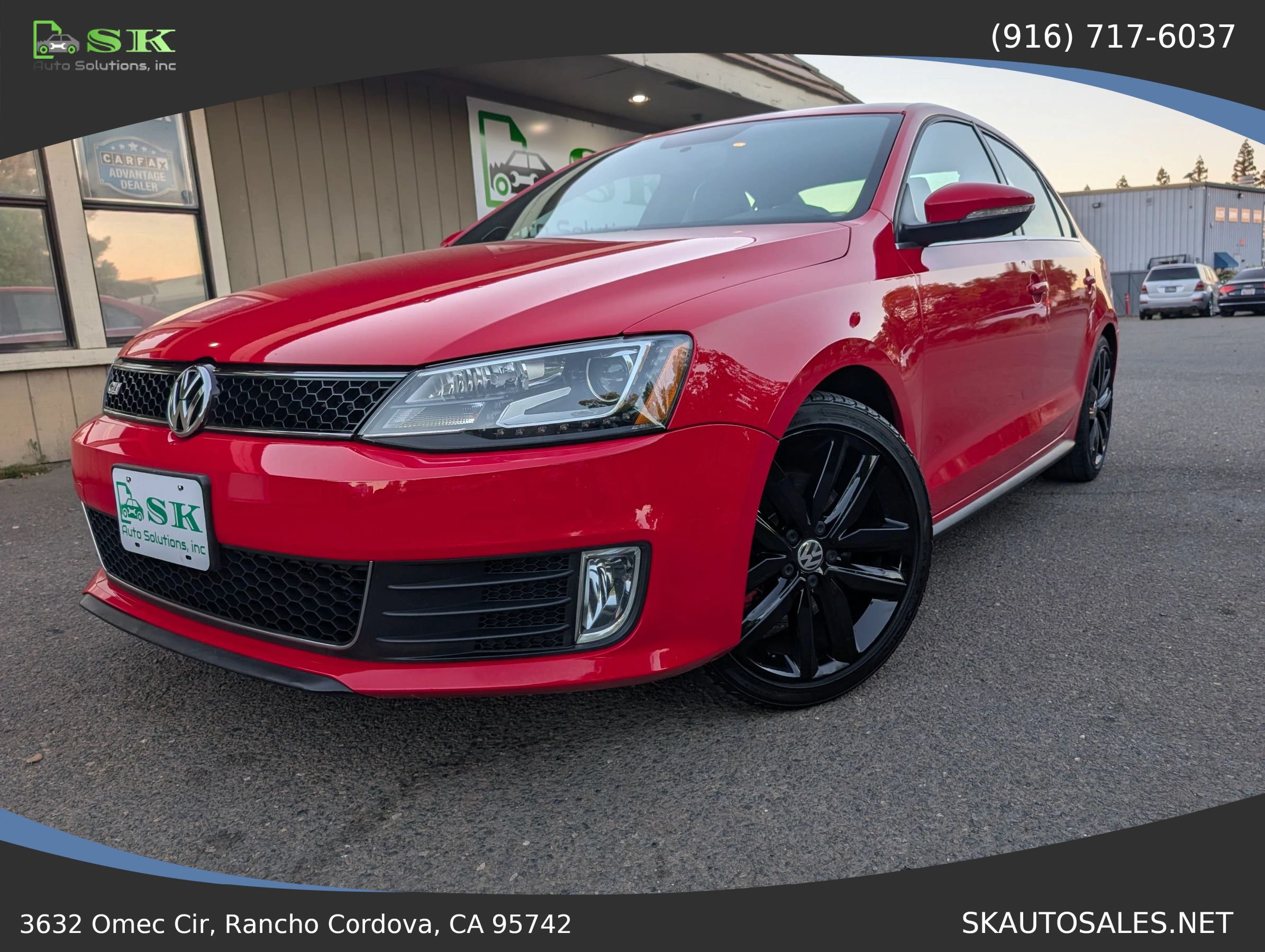 Used 2014 Volkswagen Jetta GLI Autobahn FWD image 2