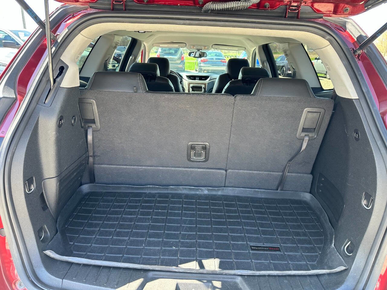Used 2017 Chevrolet Traverse LT image 15