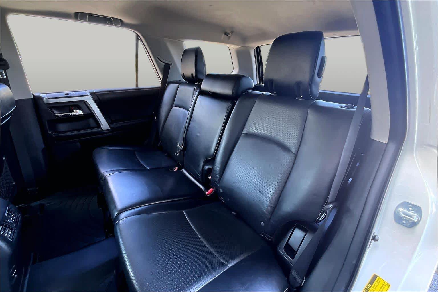 Used 2015 Toyota 4Runner Limited AWD/4WD image 21