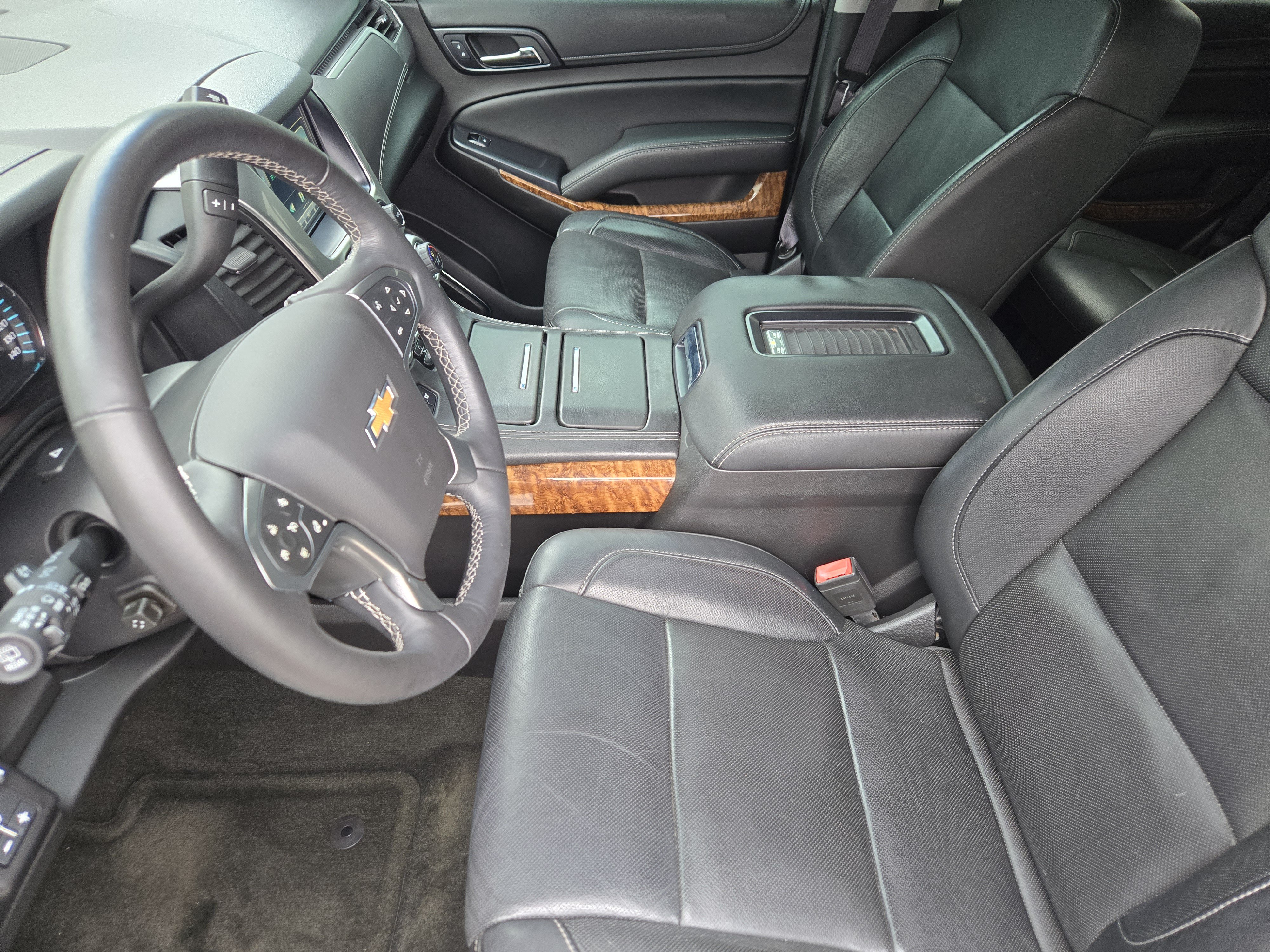 Used 2015 Chevrolet Tahoe LTZ AWD/4WD image 14