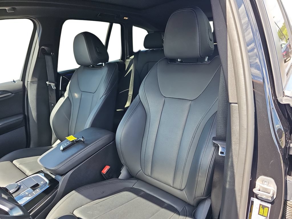 Used 2023 BMW X3 sDrive30i w/ Premium Package w/ZPA RWD image 15