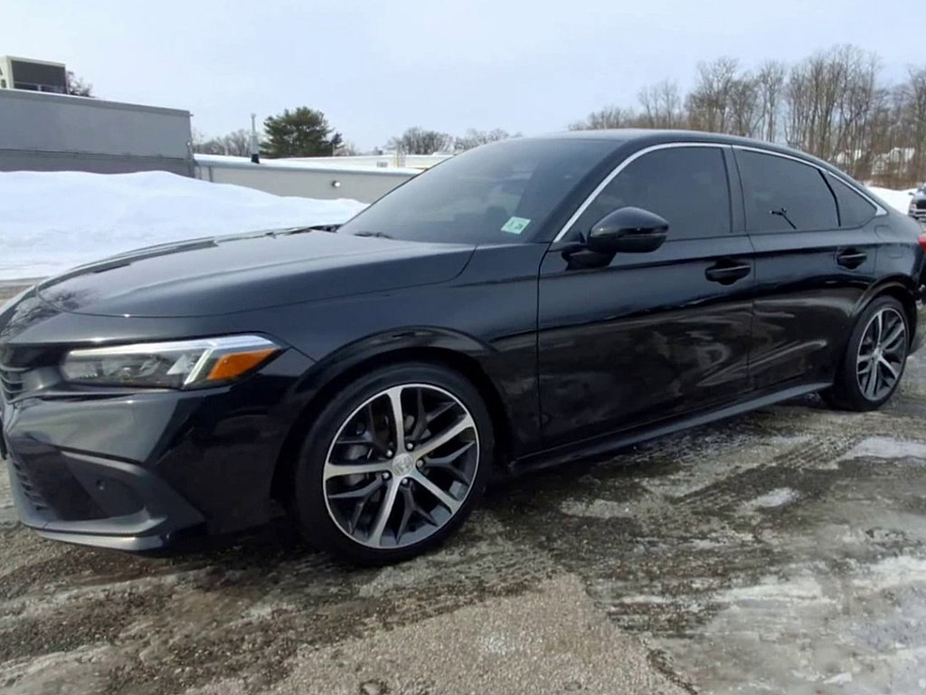 Used 2023 Honda Civic Touring image 4