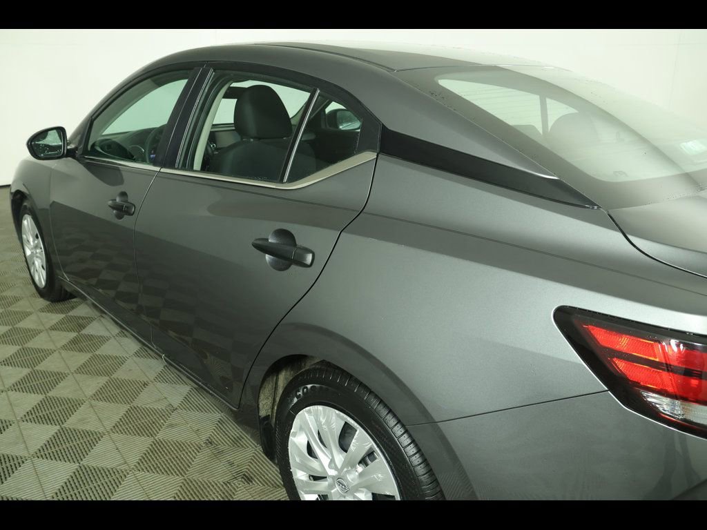 Used 2025 Nissan Sentra S image 15