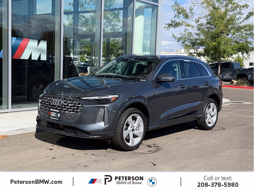 Used 2025 Audi Q5 Premium Plus AWD/4WD image 1