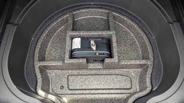 Used 2016 Jeep Cherokee Sport image 14