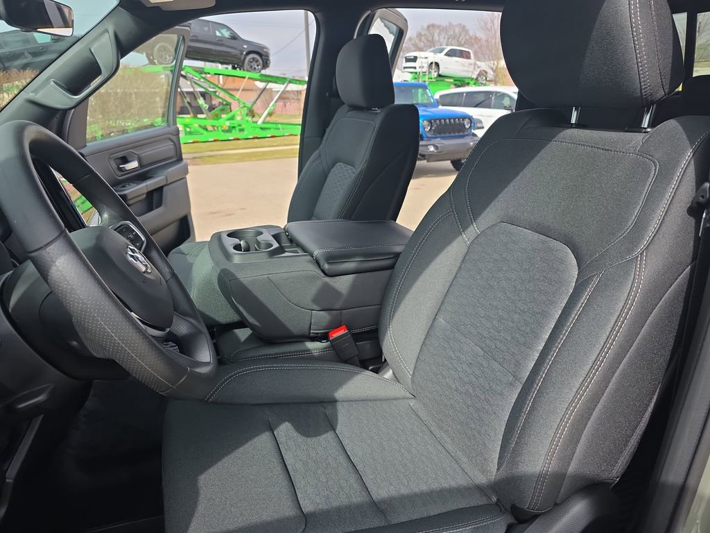 New 2026 RAM 1500 Classic Warlock image 14