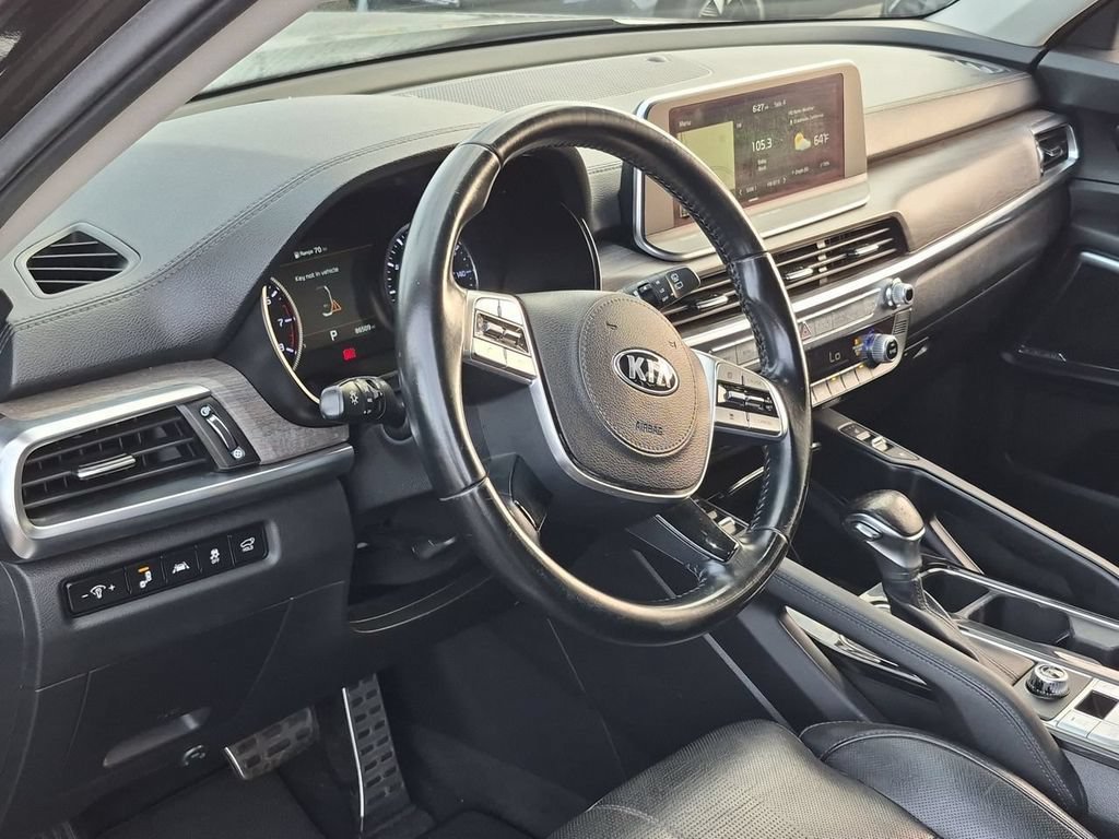 Used 2020 Kia Telluride SX w/ Towing Package FWD image 10