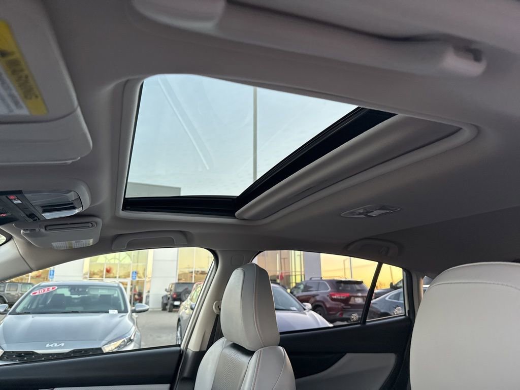 Used 2020 Subaru Crosstrek 2.0i Limited w/ Moonroof Package image 29