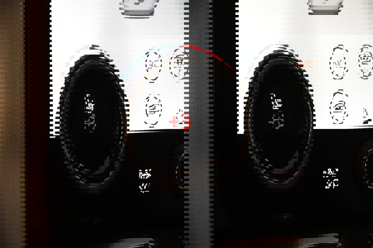 Used 2021 Land Rover Range Rover P525 Westminster Edition image 8