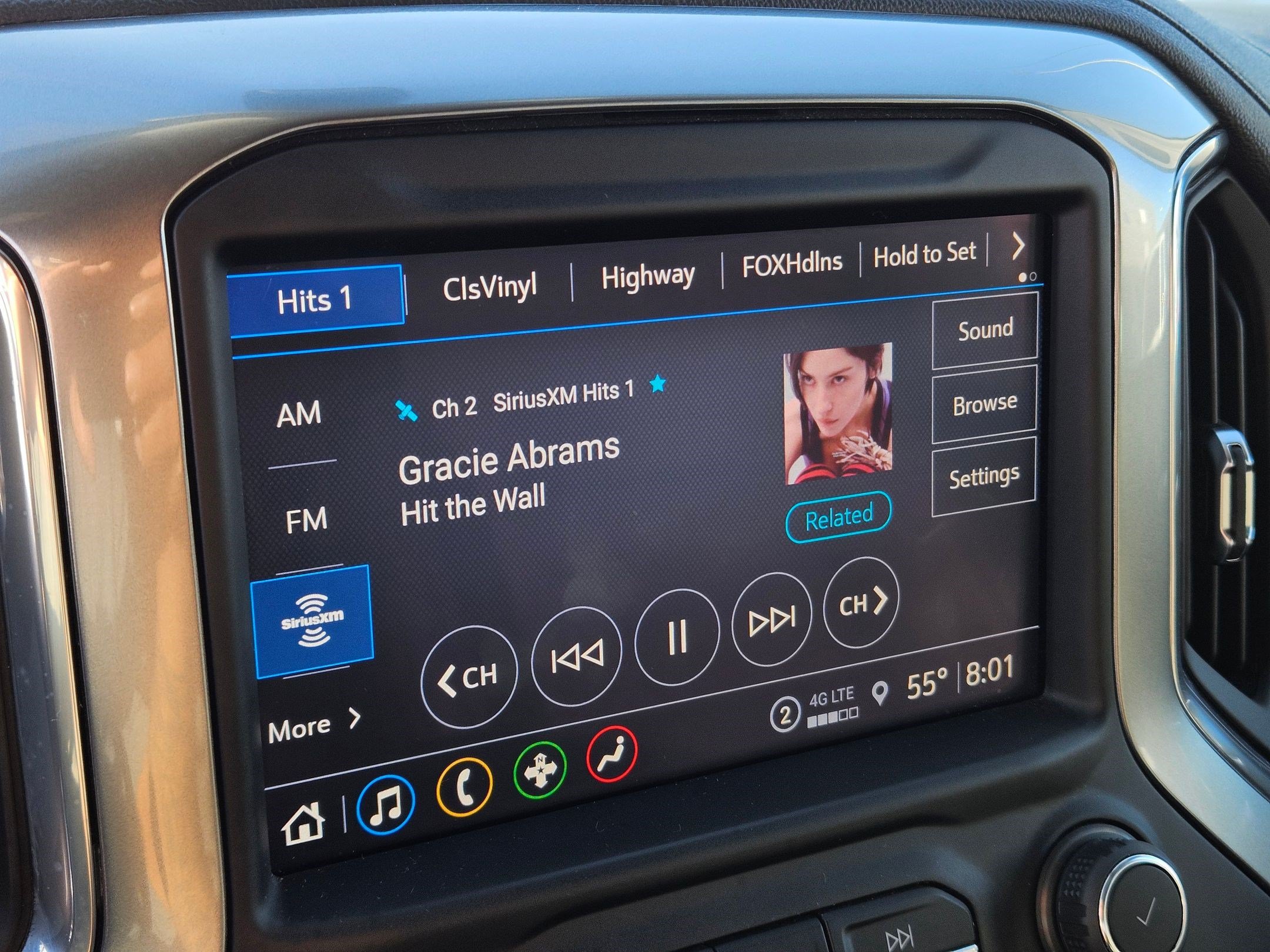 Used 2021 Chevrolet Silverado 1500 LTZ w/ Z71 Off-Road Package AWD/4WD image 22