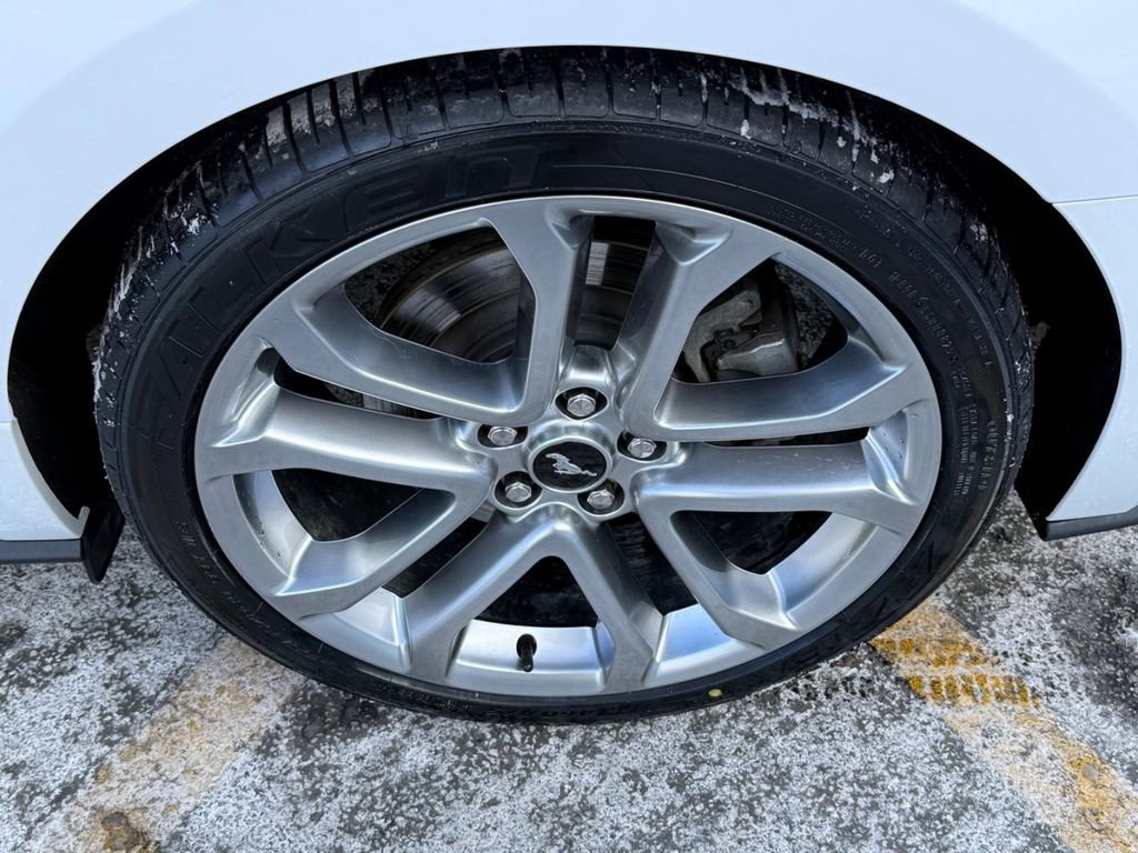 Used 2022 Ford Mustang GT Premium image 6