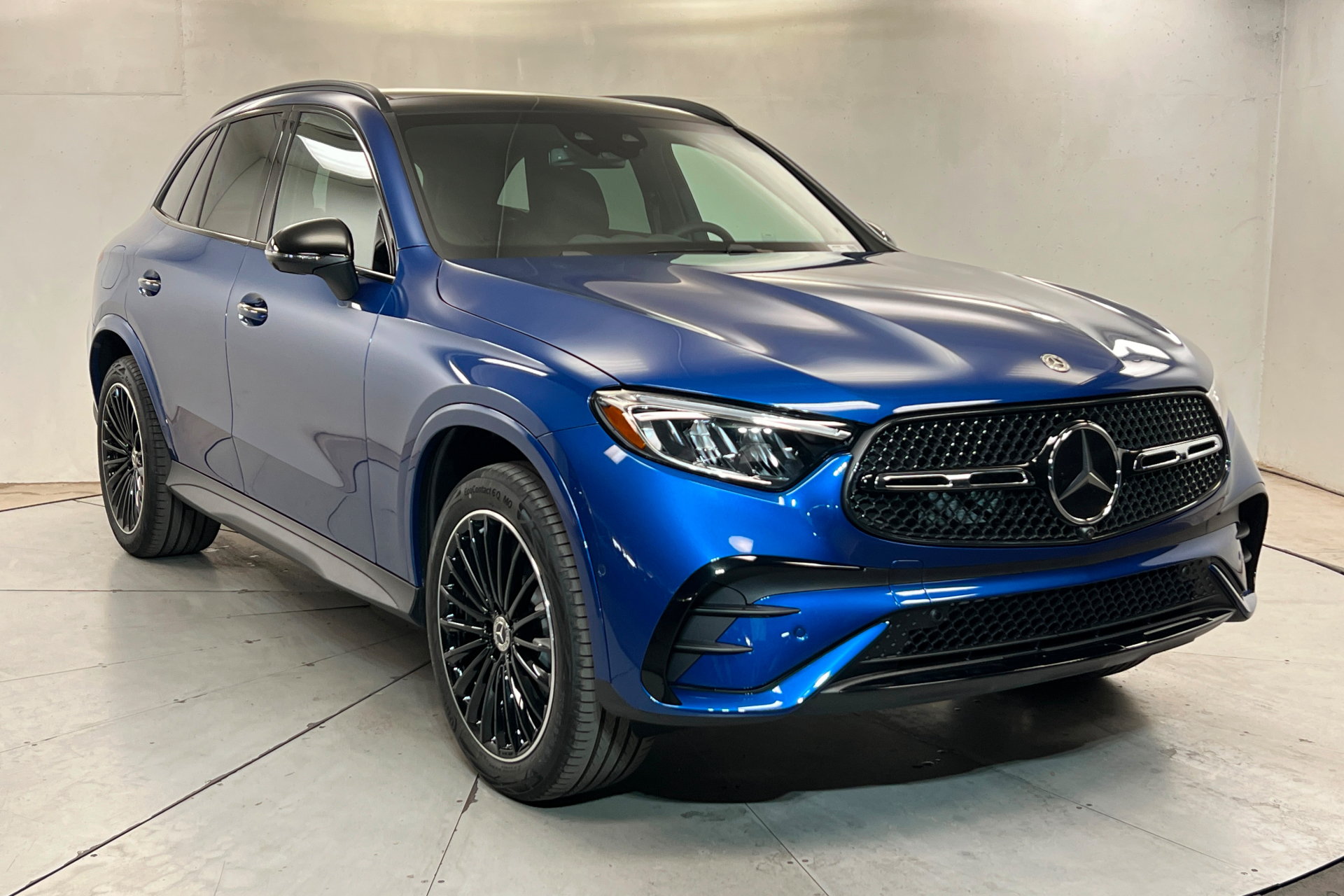 New 2027 Mercedes-Benz GLC 300 4MATIC image 7