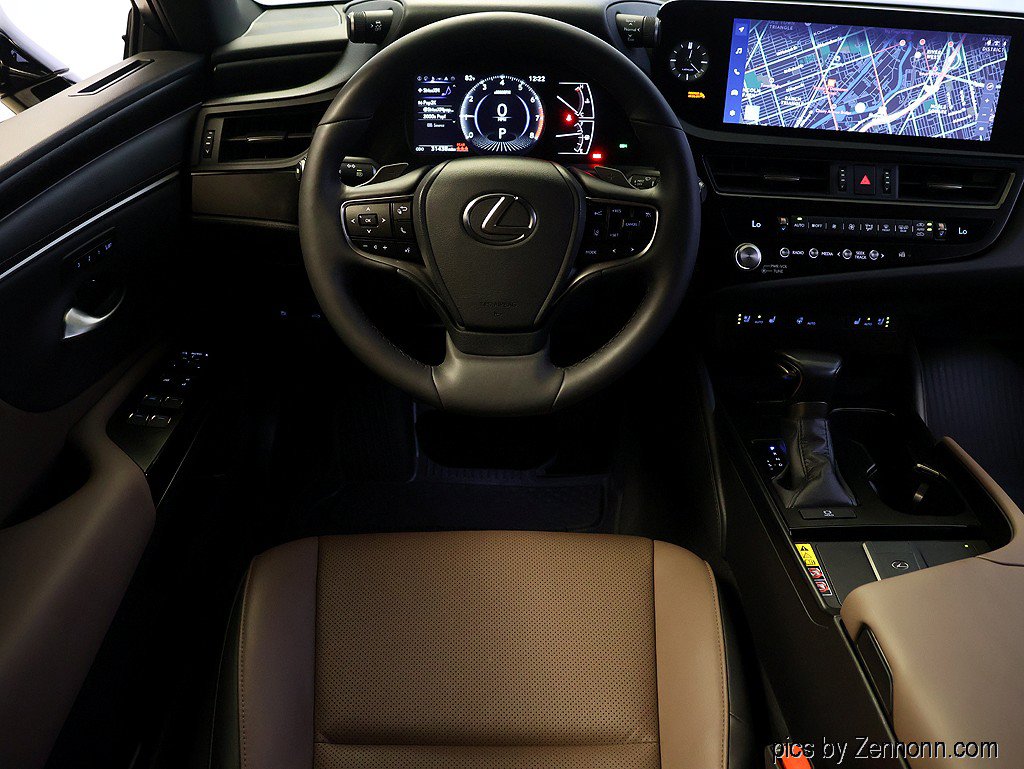 Used 2023 Lexus ES 350 w/ Premium Package FWD image 15
